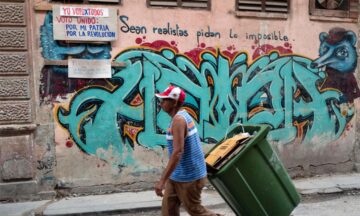 personalidades y activistas catalogan de farsa las elecciones en Cuba