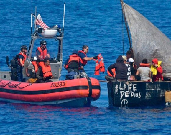 USCG publica informe sobre migrantes cubanos en los primeros 6 meses del año fiscal