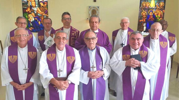 Iglesia Católica de Cuba no da muchos detalles sobre la reunión con el gobierno castrista