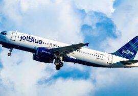 Aerolíneas de EEUU suspenden viajes a Cuba por falta de pasajeros