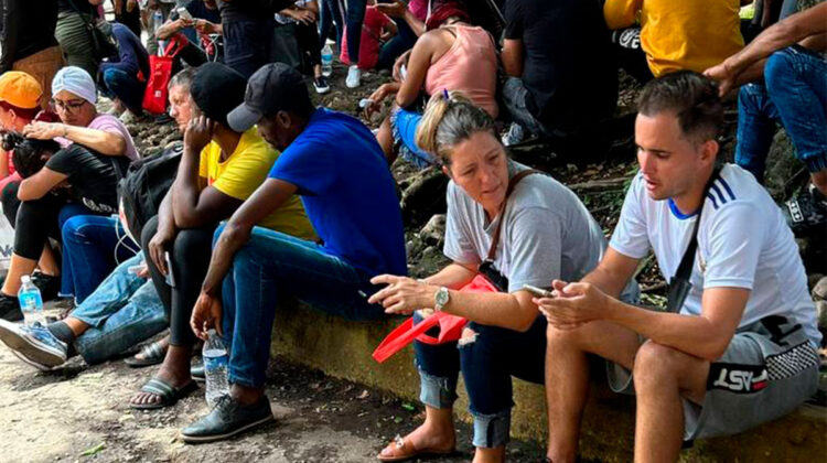 Casi 16 mil migrantes cubanos han solicitado asilo en México en lo que va del año
