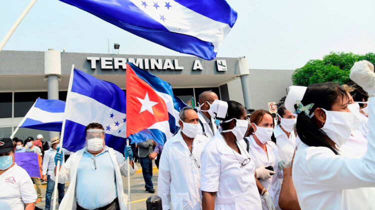 88 médicos cubanos serán enviados a Honduras a principios del 2024