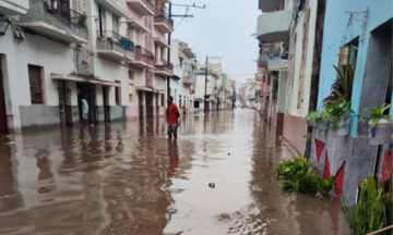 Inundaciones en Cuba tras fuertes lluvias y tormentas eléctricas