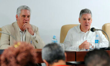 Régimen de Cuba destituye a Alejandro Gil como ministro de economía