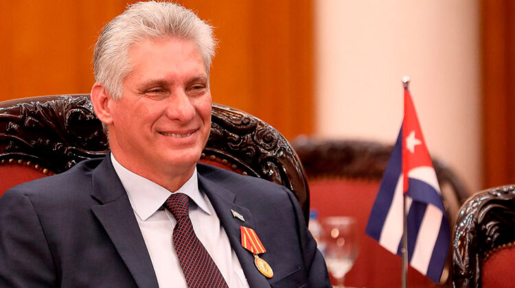 Díaz-Canel acusa a los cubanos del exilio de las manifestaciones de este domingo