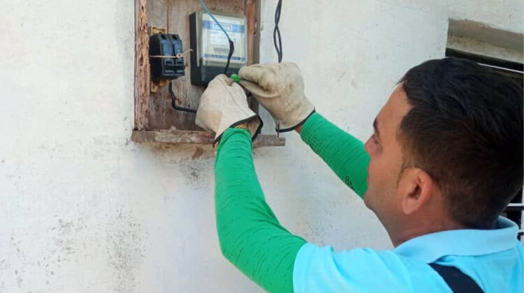 Periodista cubano denuncia el bajo voltaje en su casa y el poco importa de las autoridades