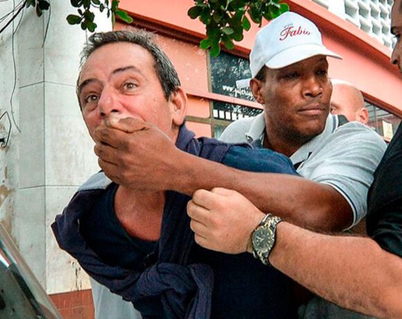 Lázaro Yuri Valle Roca es desterrado de Cuba