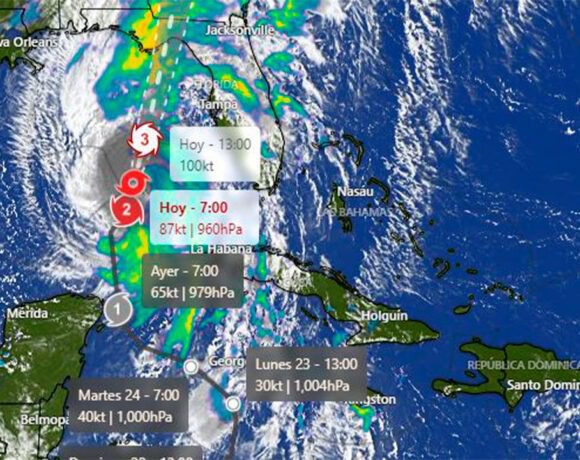 Helene proximo a convertirse en huracán de categoría 3