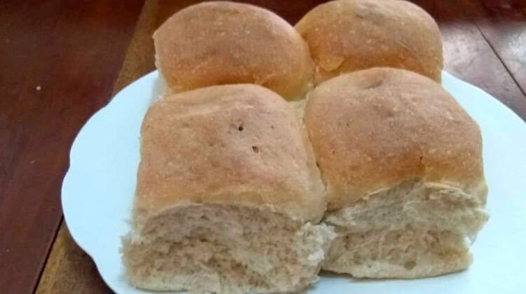 Régimen de Cuba anuncia que baja el peso del pan de la cuota por falta de harina