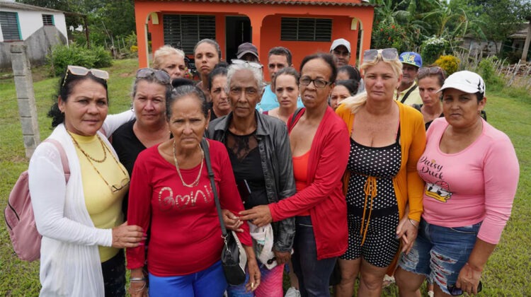 Madre cubana alberga la esperanza de que su hijo este vivo luego de dos años de haberse lanzado al mar