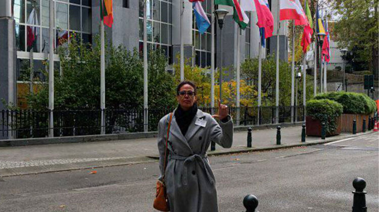 Angelica Garrido habla ante eurodiputados