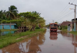 Régimen de Cuba abandona a los cubanos residentes en Playa Guanímar tras el paso del huracán Rafael