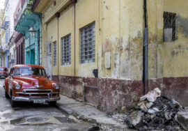 Turismo en Cuba continua a la baja