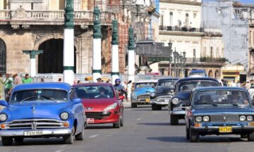 Nuevas leyes para importar carros a Cuba