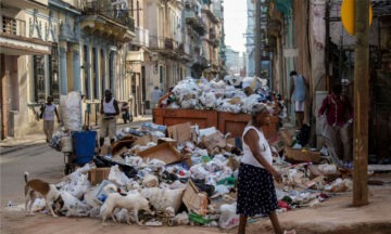 Régimen de Cuba vuelve al refrito de la rectificación de errores