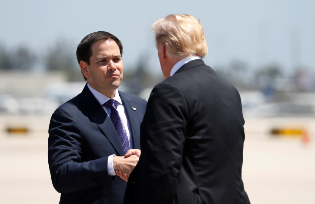 Marcó Rubio con el presidente Donald Trump