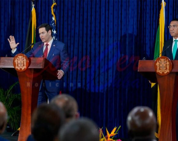 Marco Rubio habla en Jamaica sobre el trabajo forzado de los médicos cubanos en las misiones del régimen